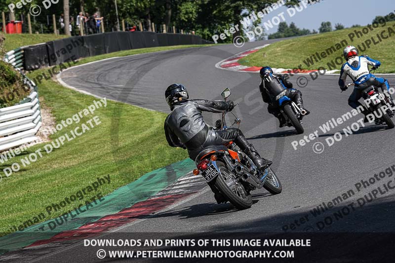 Vintage motorcycle club;eventdigitalimages;mallory park;mallory park trackday photographs;no limits trackdays;peter wileman photography;trackday digital images;trackday photos;vmcc festival 1000 bikes photographs